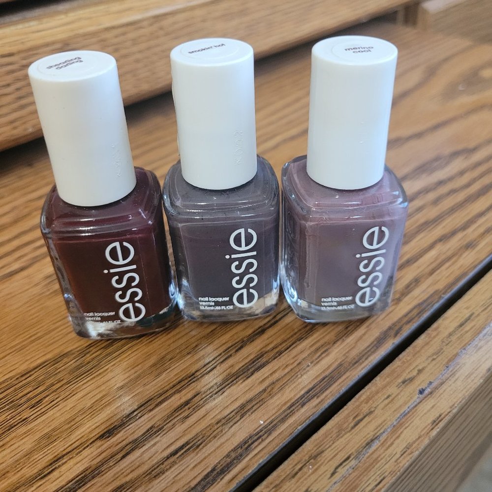 3 Essie Nail polish